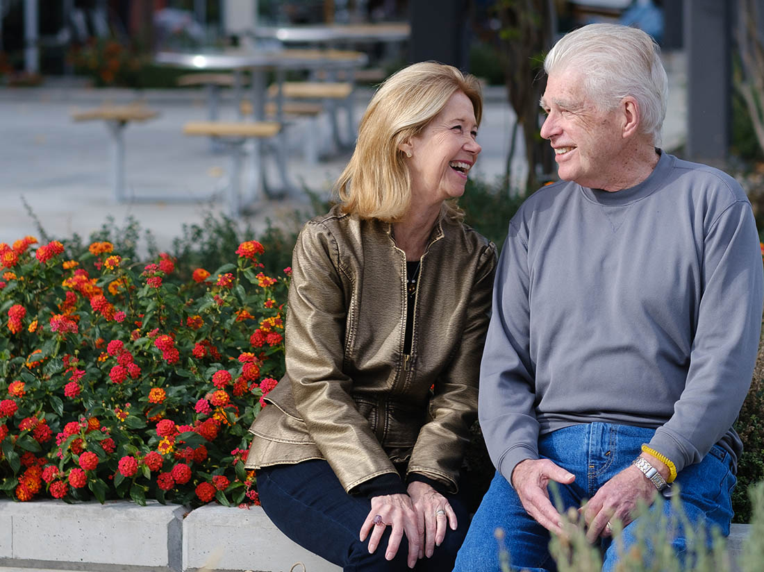 life plan community Viamonte at Walnut Creek Resident shopping